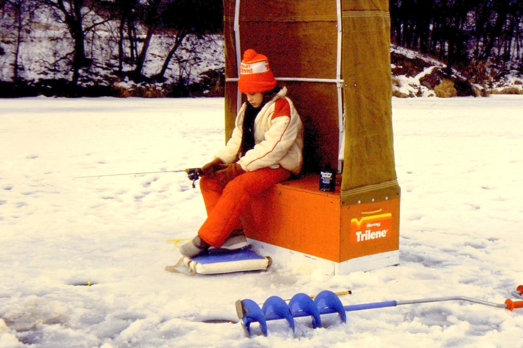 Pic-Mieke icefishing